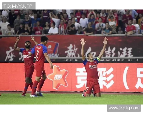 重庆斯威对阵上海上港精彩直播时间定于7月21日敬请关注赛事盛况 重庆斯威对阵上海上港精彩直播时间定于7月21日敬请关注赛事盛况